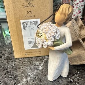 Willow Tree 2019 collection ornament new in box